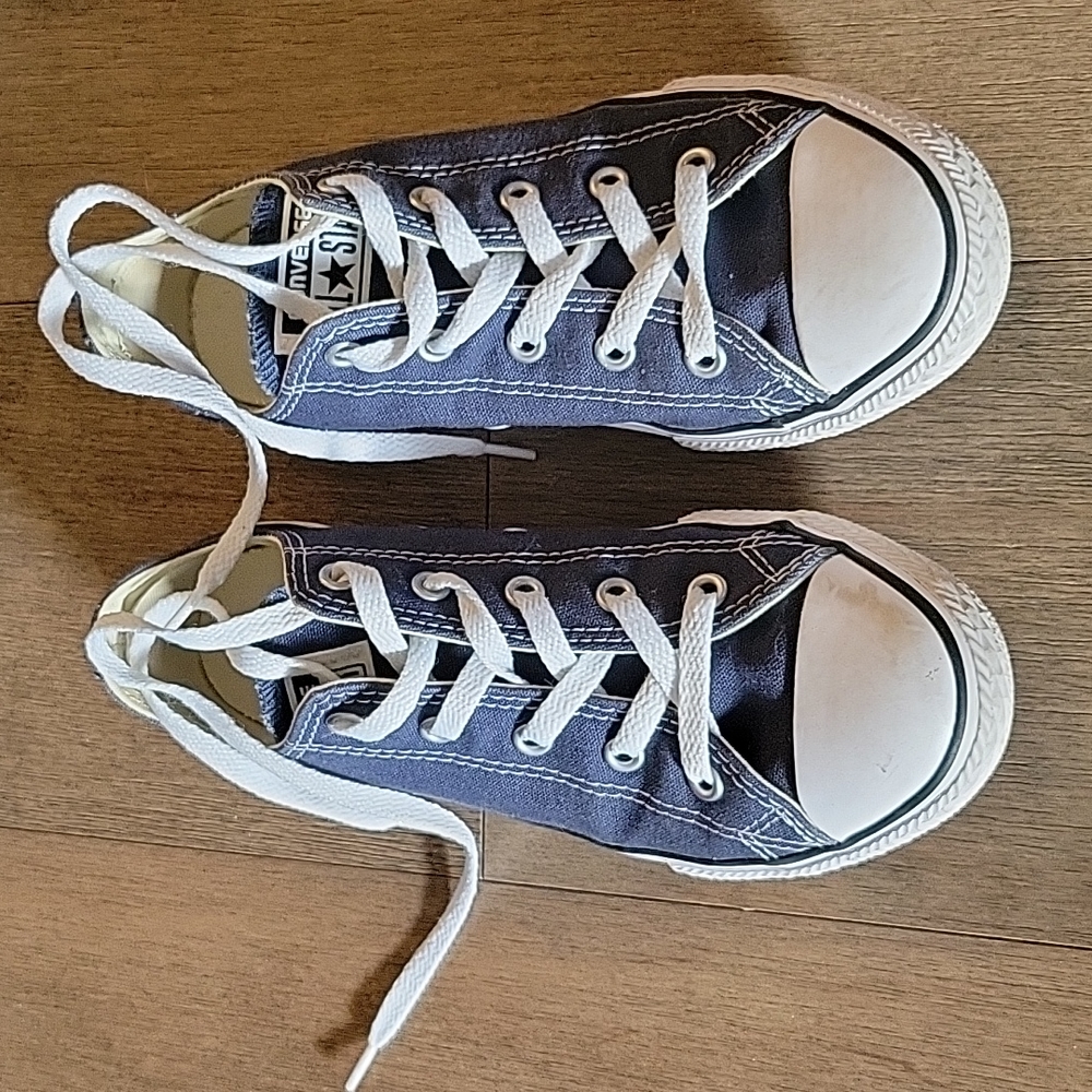 Converse, navy, kids size 3